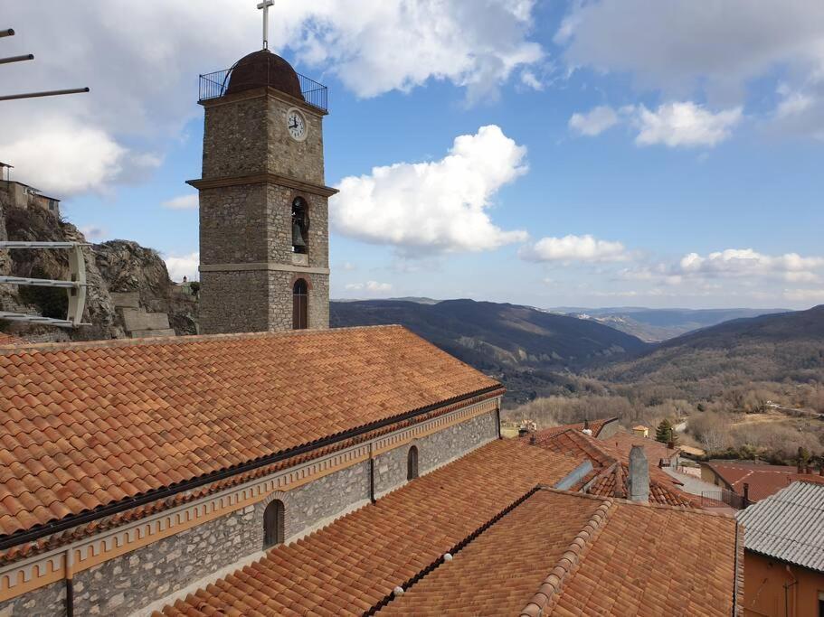 B&B Casa Baronale Castelsaraceno Exterior photo